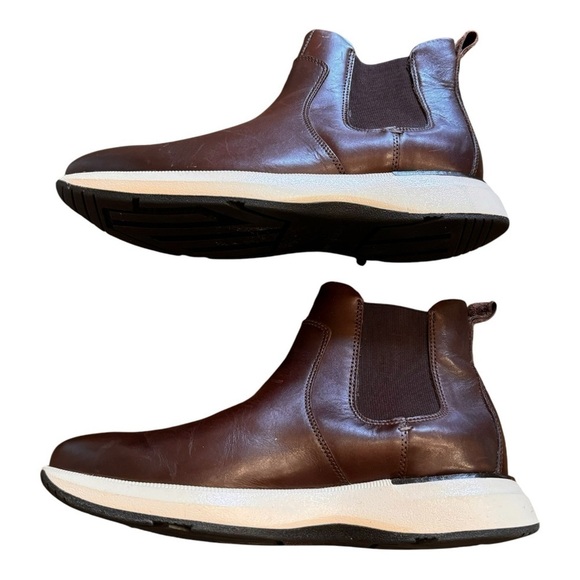 JOHNSTON & MURPHY Felder Chelsea Boot in Mahogany Full Grain NWOB